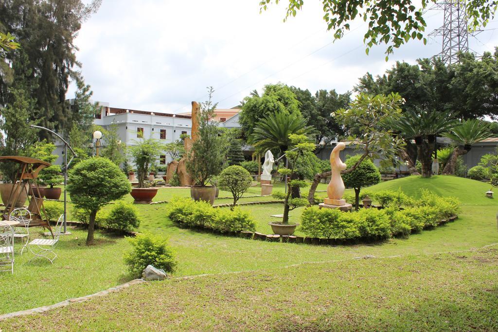 Saigon Park Resort Thuan An Екстер'єр фото