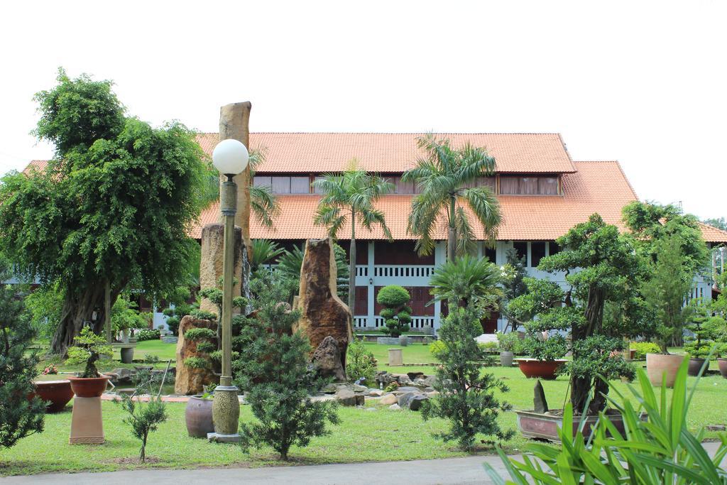 Saigon Park Resort Thuan An Екстер'єр фото