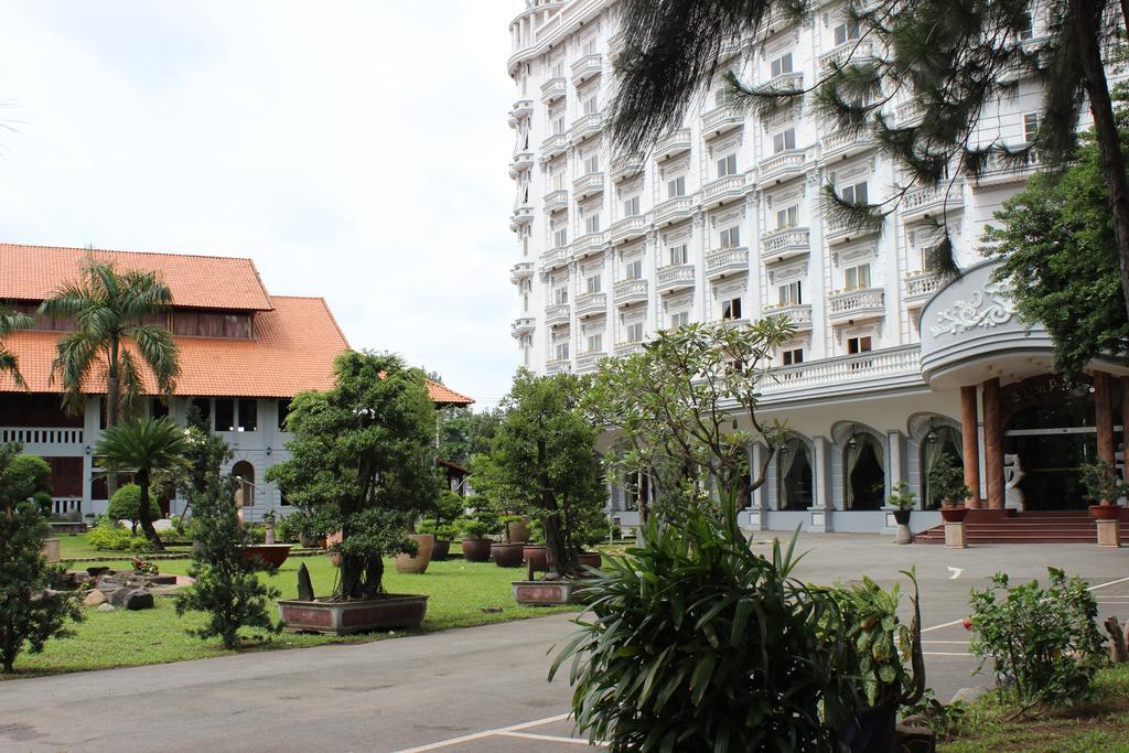 Saigon Park Resort Thuan An Екстер'єр фото